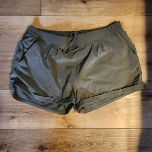 XXL Zyia Olive Summer Shorts
